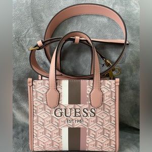 Guess purse pink